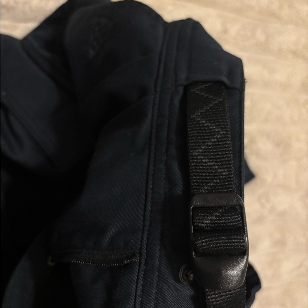Nike ACG Midnight Cargo Pants - Picture 6 of 6